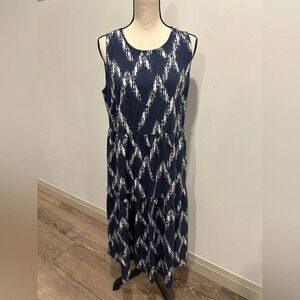 Navy blue abstract pattern, Midi maxi dress, sleeveless,  tiered SZ L NWOT